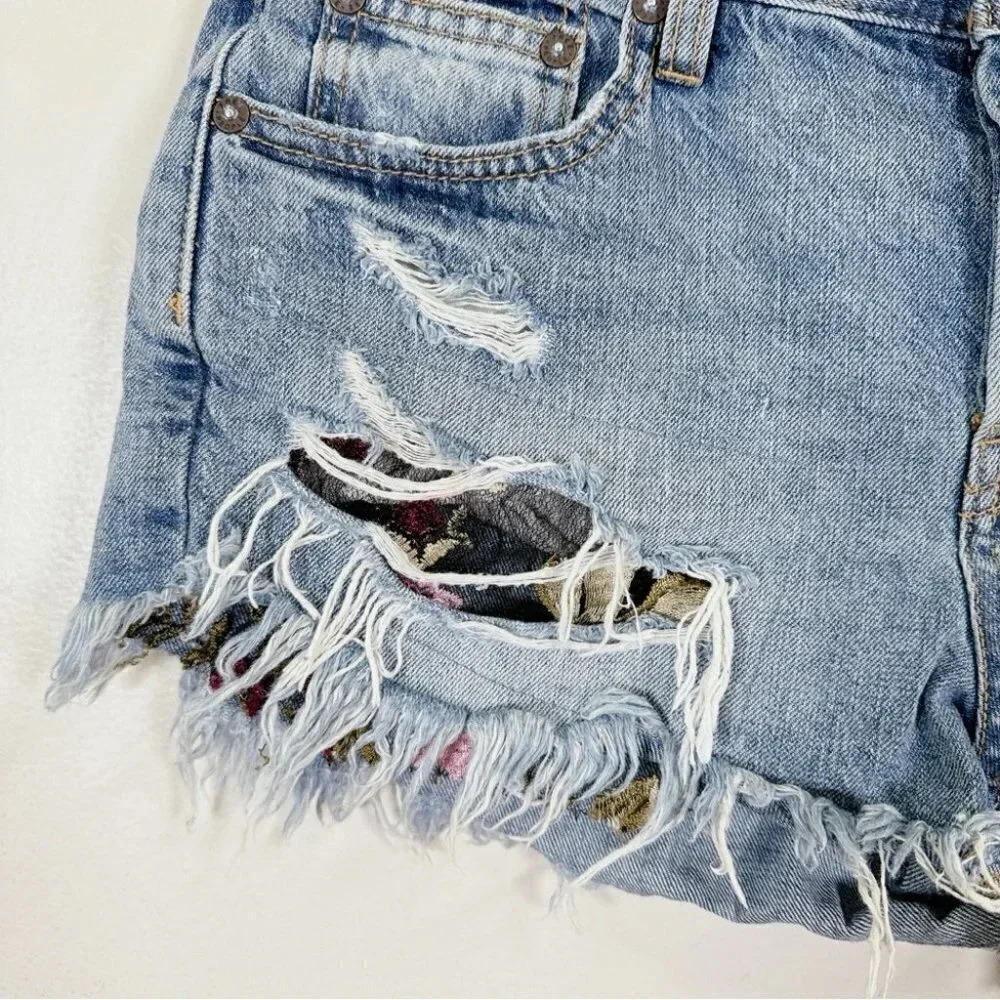 Free  People We The Free Distressed Denim Short - Picture 6 of 13